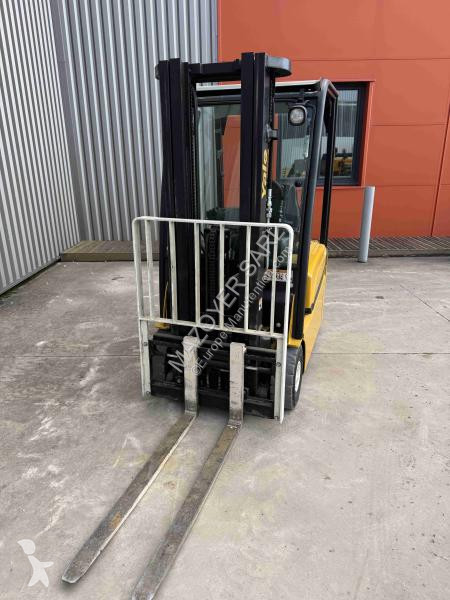 Chariot élévateur Yale  ERP16VT