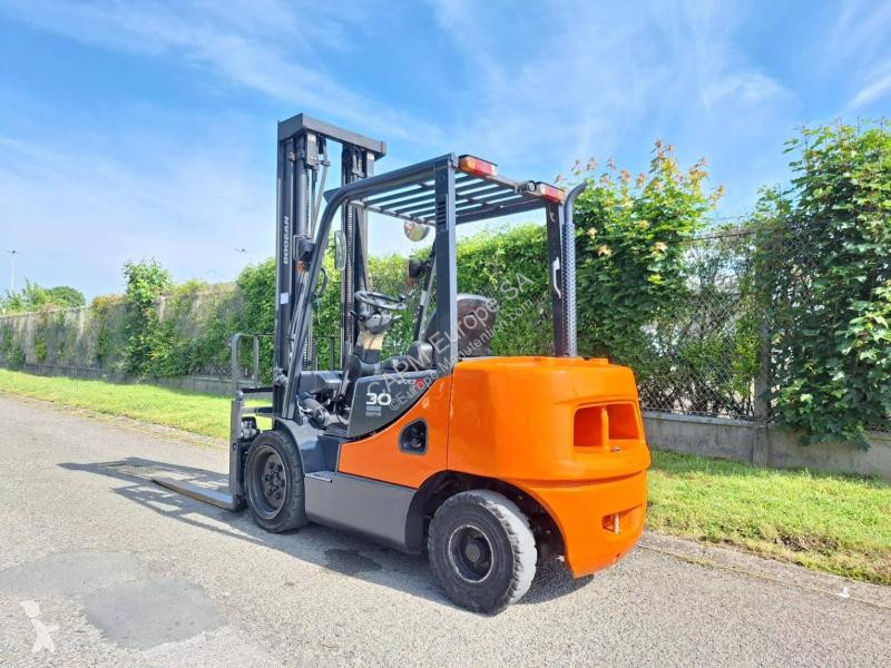 رافعة شوكية Doosan  D30S 5