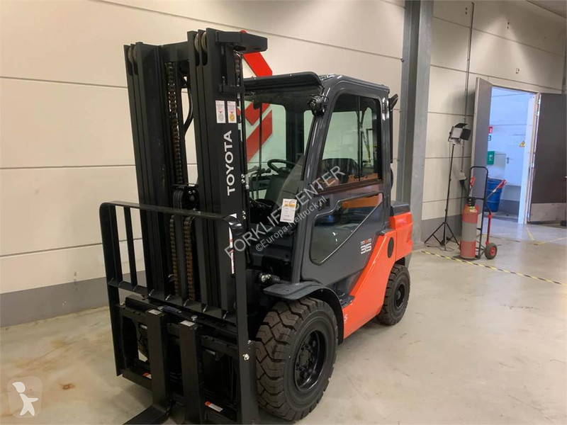 Heftruck Toyota 02-8FGJF35
