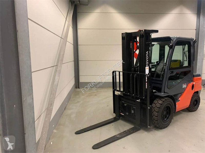 Heftruck Toyota 52-8FDJF35