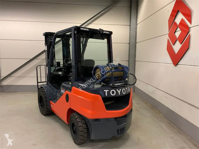Heftruck Toyota 02-8FGJF35