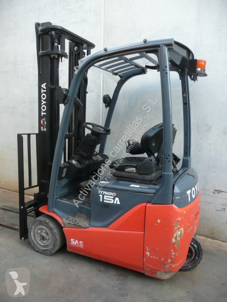 Carretilla elevadora Toyota 8FBE15T