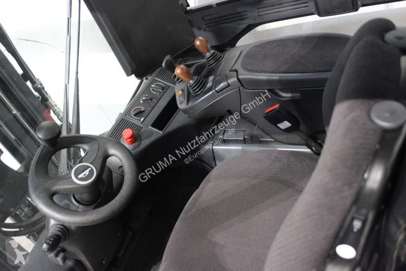 Teleskopický manipulátor Linde  E 50 HL 388