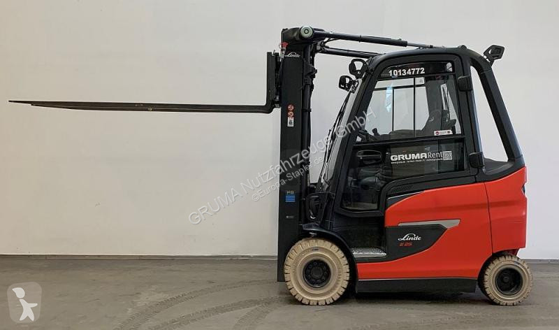 Teleskopický manipulátor Linde  E 25/600 H 1252