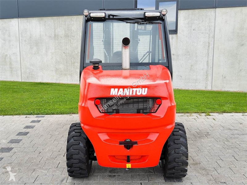 Carretilla todoterreno Manitou MC 25-4
