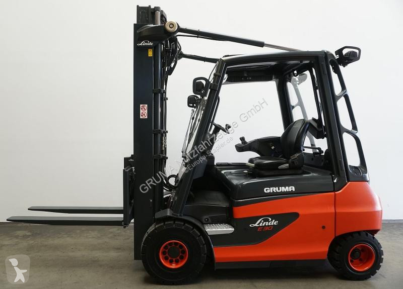 رافعة شوكية Linde  E 30 387