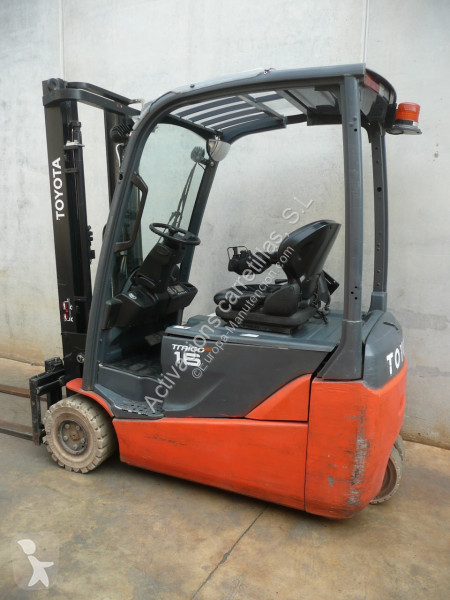 Teleskopický manipulátor Toyota 8FBE16T