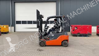 Teleskopický manipulátor Toyota Traigo 16...