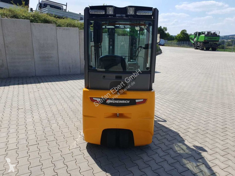 Heftruck Jungheinrich EFG 215 / Triplex 4.25m /...