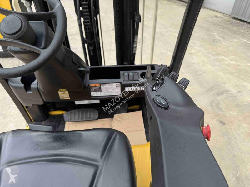 Автопогрузчик Yale VF ERP16