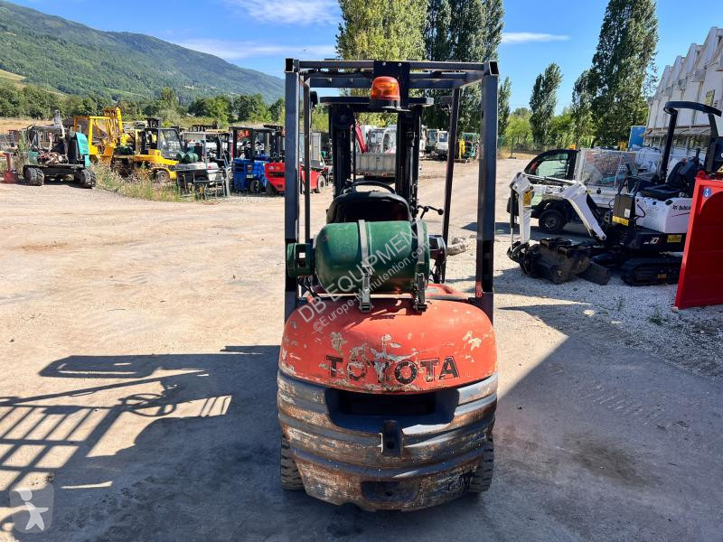 Stivuitor Toyota CHARIOT ELEVATEUR A GAZ 1,5T...
