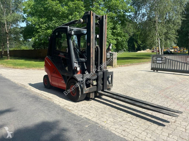 Teleskopický manipulátor Linde 35 D-02 Triplex