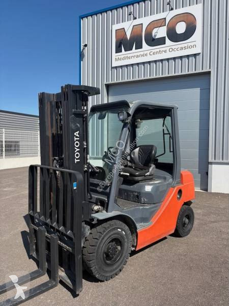 Heftruck Toyota 02-8FDF25