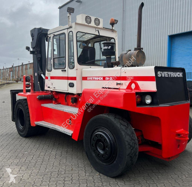 Carretilla elevadora Svetruck 13,6-120-32
