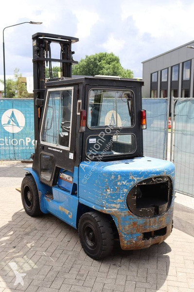 Caterpillar DP35K Gabelstapler