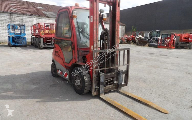Heftruck Manitou chariot elevateur frontal...