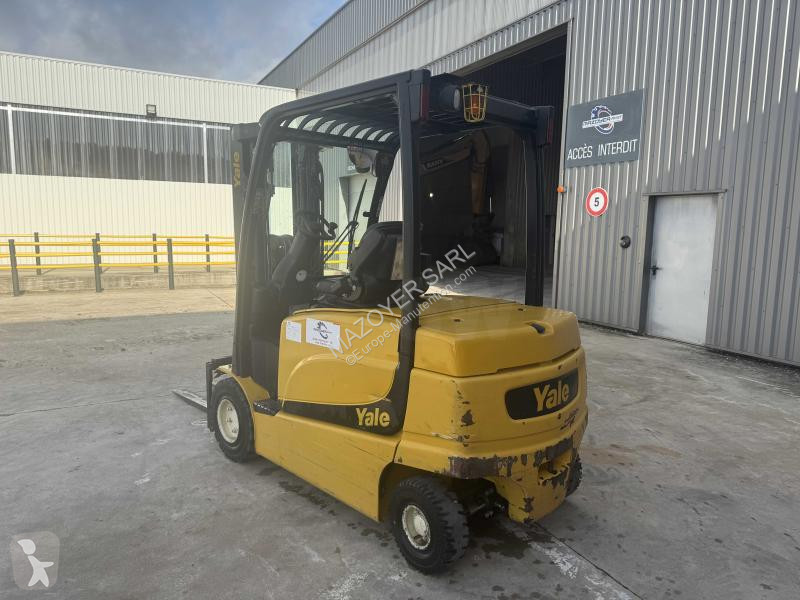 رافعة شوكية Yale  ERP35VL E2295