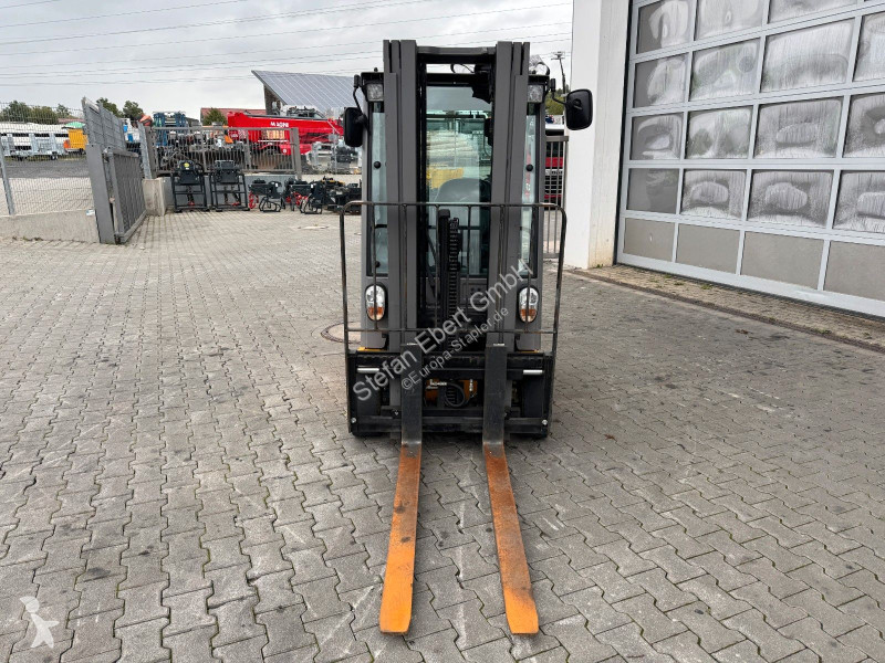 رافعة شوكية Jungheinrich EFG 215 / Triplex:...