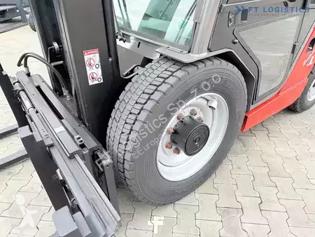 Автопогрузчик Manitou
