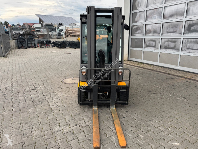 رافعة شوكية Jungheinrich EFG 215 / Triplex:...