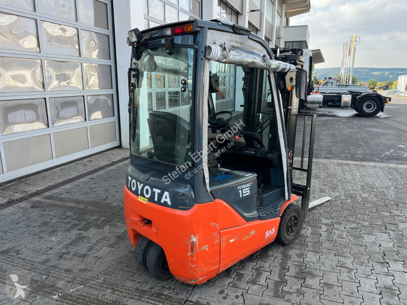 رافعة شوكية Toyota 8FBET15 / Triplex: 4.30m /...
