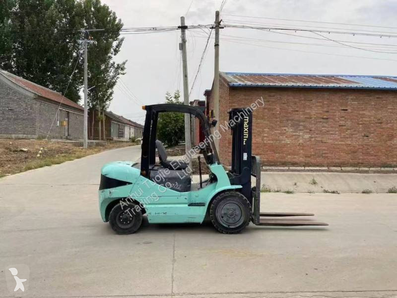 Teleskopický manipulátor Maximal 3-Ton