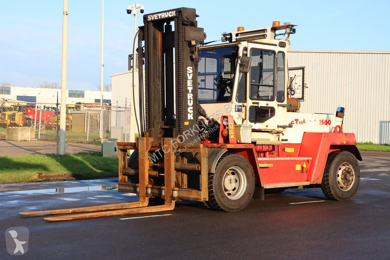 رافعة شوكية Svetruck 1560-35