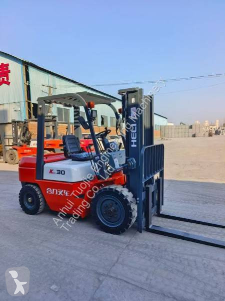 رافعة شوكية Heli 3-Ton