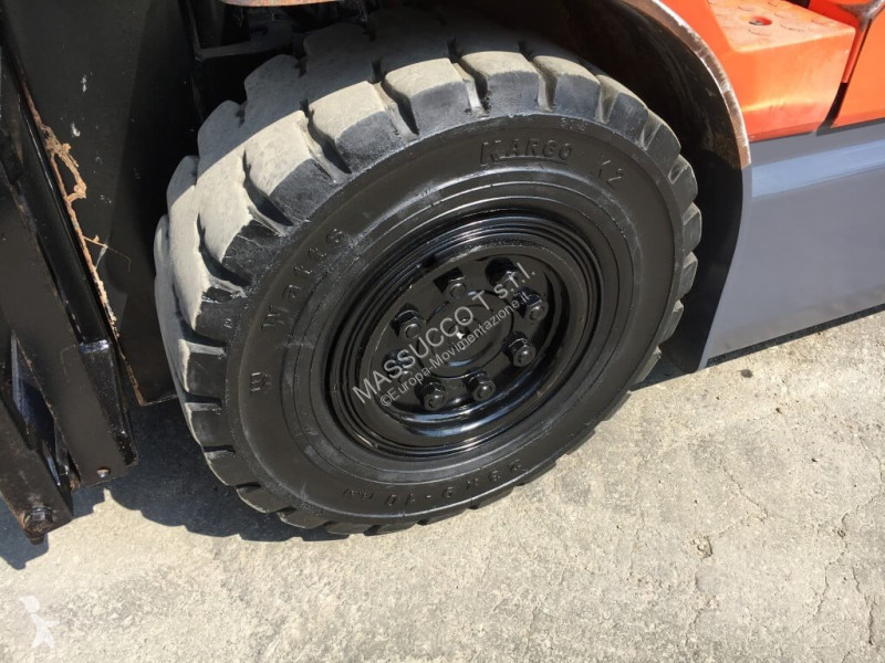 رافعة شوكية Toyota