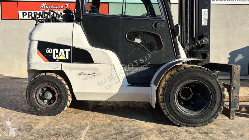 رافعة شوكية Caterpillar DP50 CN