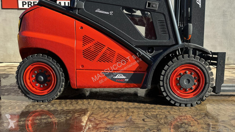 رافعة شوكية Linde H40D