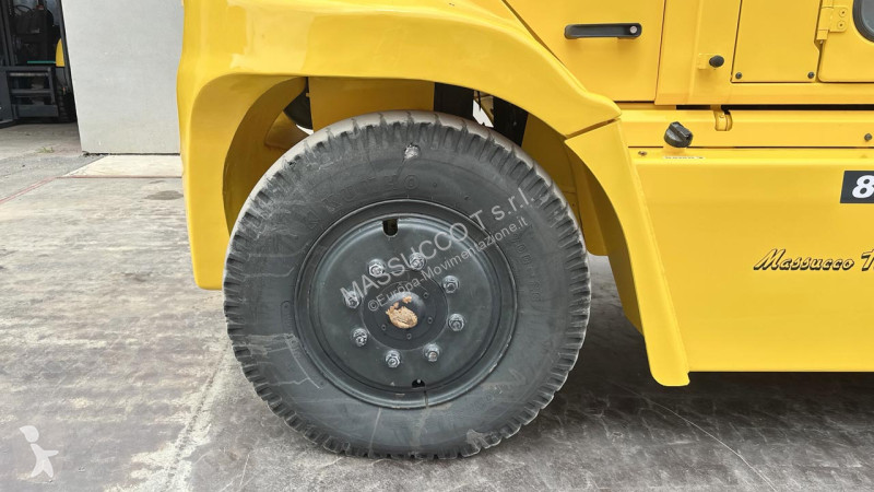 رافعة شوكية Hyundai 80D-7E