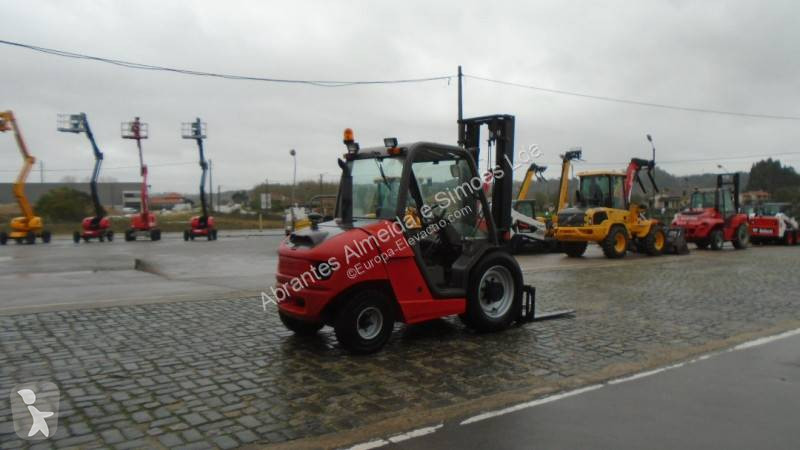 رافعة شوكية Manitou MSI 25