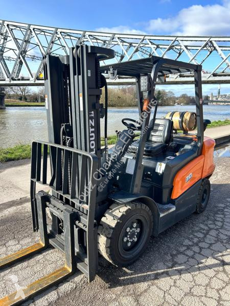 رافعة شوكية Doosan G30NXP