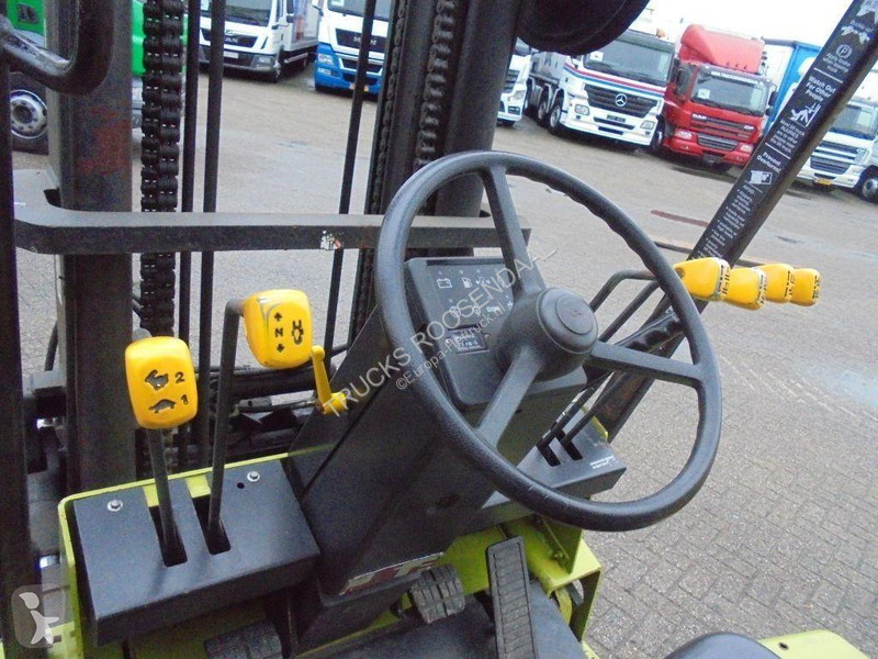 Vysokozdvižný vozík Clark GCX 40 + LPG