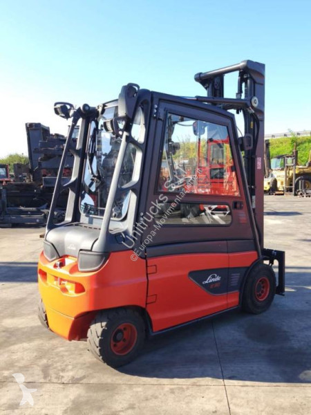 Vysokozdvižný vozík Linde E30L-01