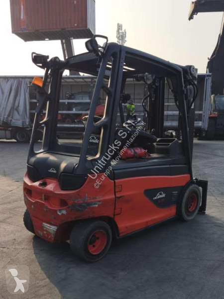 Vysokozdvižný vozík Linde E30L-01