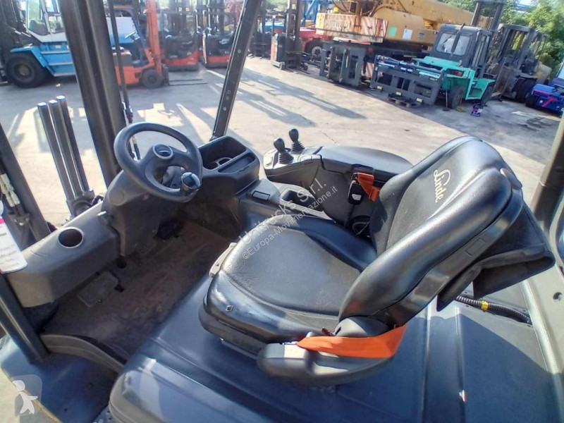 Vysokozdvižný vozík Linde E50HL-01