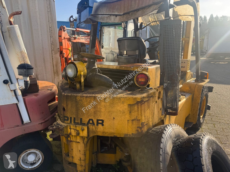 رافعة شوكية Caterpillar DP30
