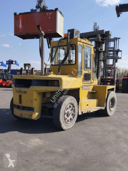 رافعة شوكية Caterpillar DP135