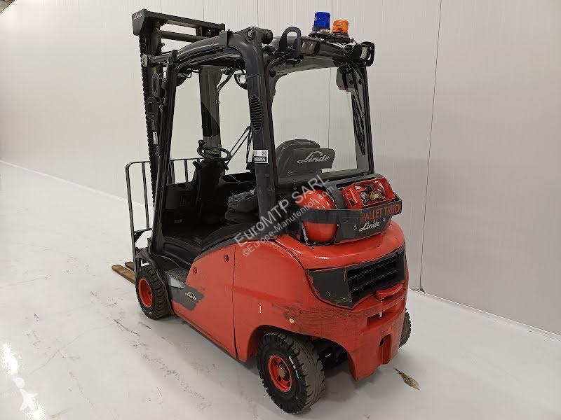 رافعة شوكية Linde