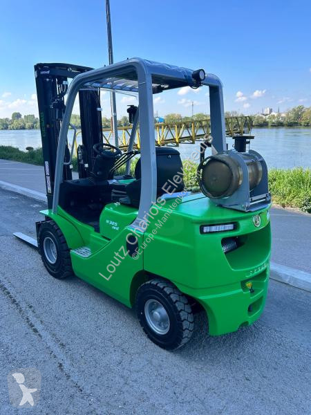 رافعة شوكية Cesab  M325GV