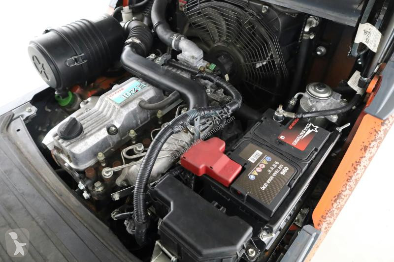 Vysokozdvižný vozík Toyota  02-8-FDF-15