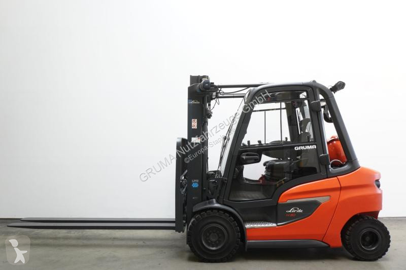 رافعة شوكية Linde 1202