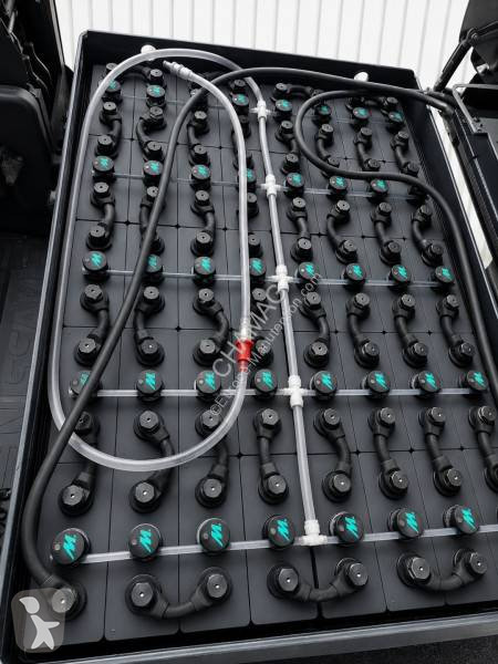 Teleskopický manipulátor Nissan Q002L25CU