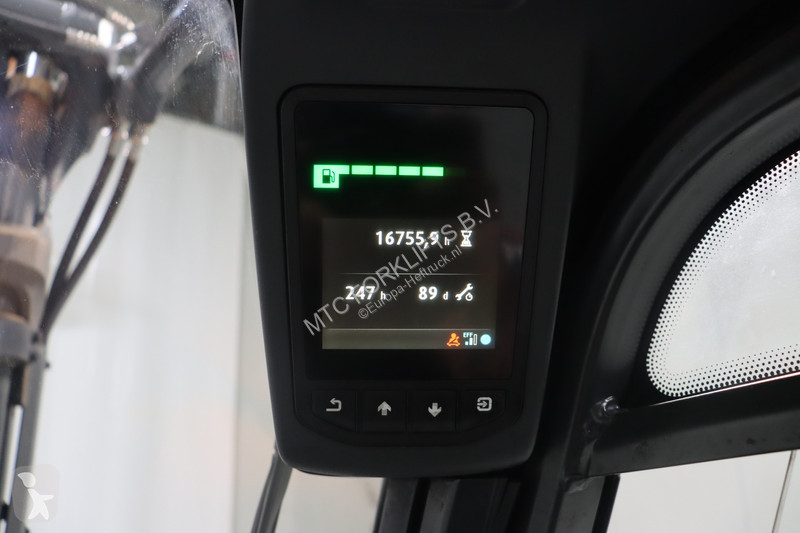 Teleskopický manipulátor Linde D-01