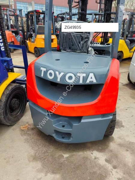 Vysokozdvižný vozík Toyota