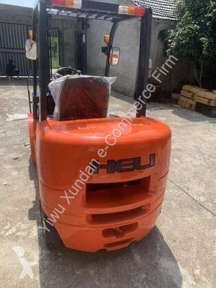 رافعة شوكية Heli CPCD35