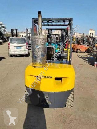Teleskopický manipulátor Komatsu 30