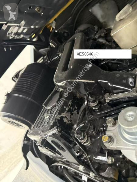Teleskopický manipulátor Komatsu FD30